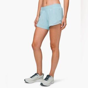 Lululemon Hotty Hot Short II *Long 4"
Sea Frost Women's  Blue new without tags
